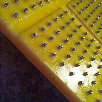 রোটারি টেবিল অ্যান্টি স্লিপ ম্যাট উপাদান PU টেনসাইল শক্তি 45 Mpa ড্রিলিং প্ল্যাটফর্মে ব্যবহার