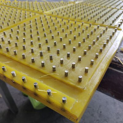 পলিউরেথেন কাস্টমাইজড রোটারি টেবিল অ্যান্টি স্লিপ ম্যাট পিইউ উপাদান পরিধান প্রতিরোধী সামঞ্জস্যপূর্ণ জেডপি 275 শিল্প সরঞ্জাম ব্যবহার