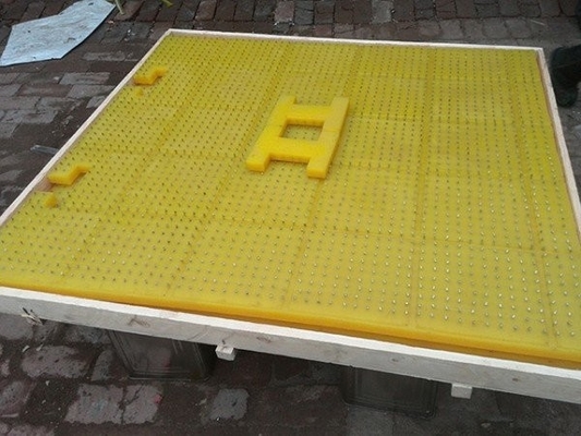 হলুদ 83"X74" অ্যান্টি-স্কিড ম্যাট অয়েল ড্রিলিং ইন্ডাস্ট্রিয়াল